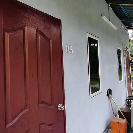 Chalet Kampong Semawar Kuala Kangsar Exterior photo