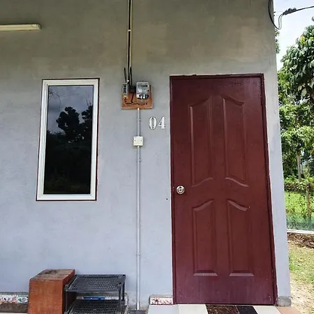 Chalet Kampong Semawar Kuala Kangsar Exterior photo