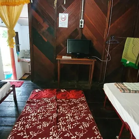 Chalet Kampong Semawar Kuala Kangsar Exterior photo