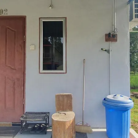 Chalet Kampong Semawar Kuala Kangsar Exterior photo