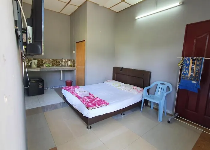 Chalet Kampong Semawar