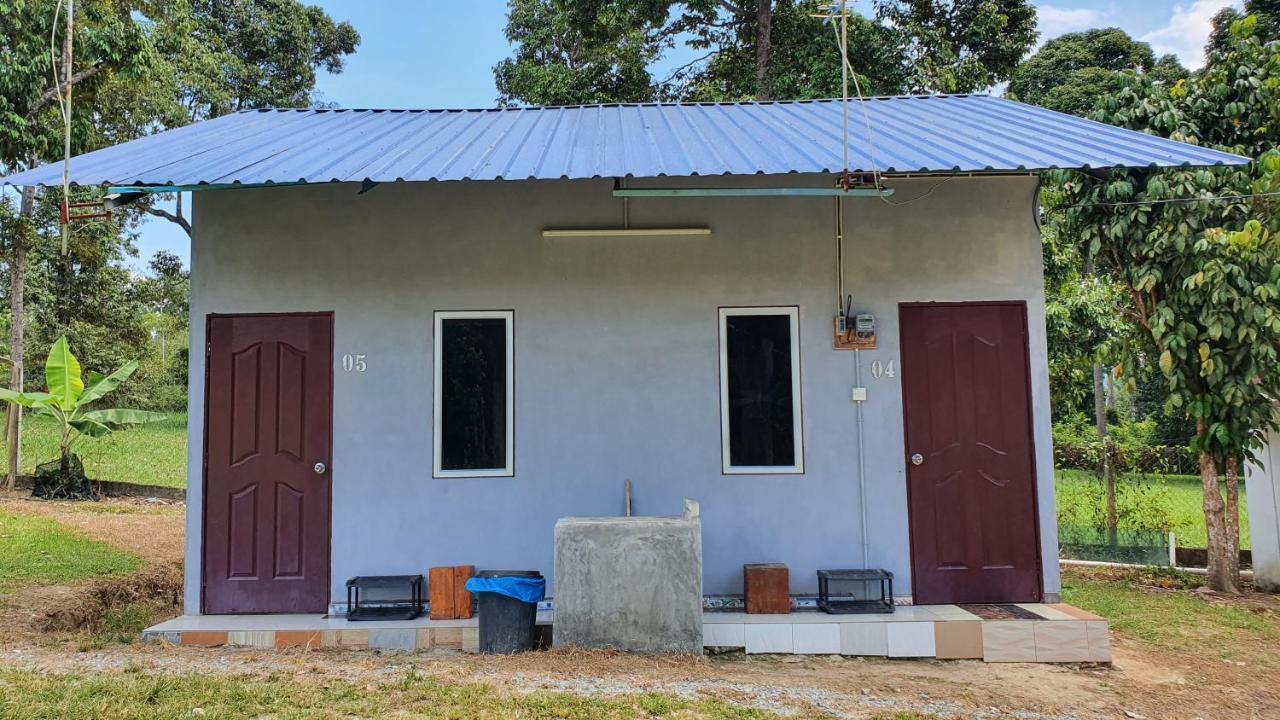 Kampong Semawar Farm stay *