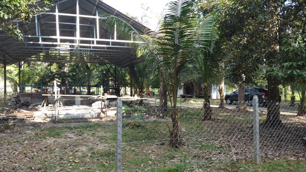 Kampong Semawar